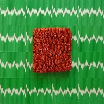 oriental flavor_vermillion on sushi grass